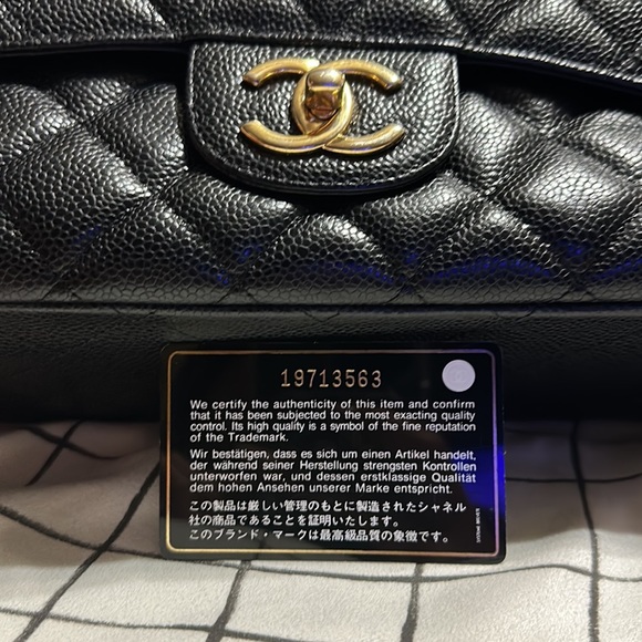 CHANEL MAXI DOUBLE FLAP CAVIAR WITH GOLD HARDWARE ✅SOLD✅ - Picture 11 of 16